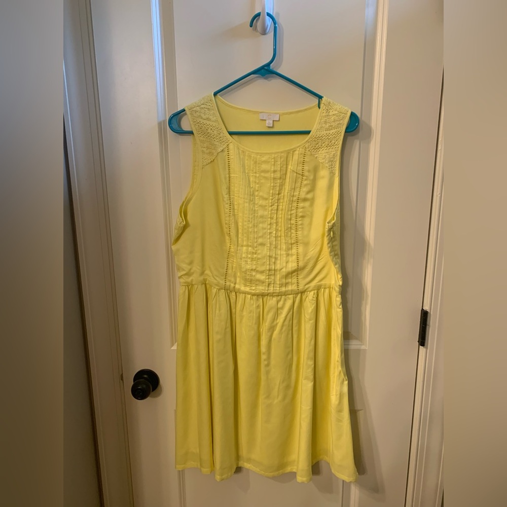 Women’s Sleeveless Summer Dress
